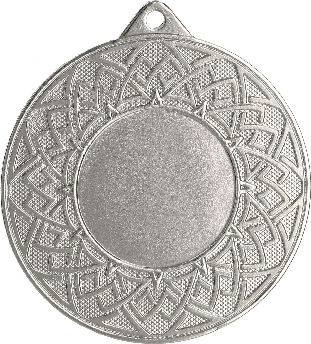 Ein silberner Medaillen Halle 50 mm MMC26050 mit einem kunstvollen, symmetrischen Design, das einen leeren zentralen Bereich umgibt. Es erinnert an Auszeichnungen von Medaillen Halle und verfügt oben über ein kleines Loch zum Anbringen eines Bandes oder einer Kette.